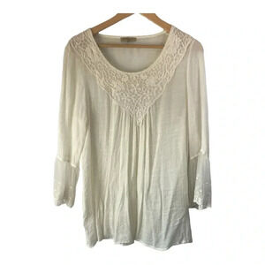 Oh‎ Gussie Women’s BoHo Cream Embroidery Front and Sleeves Blouse Size Large